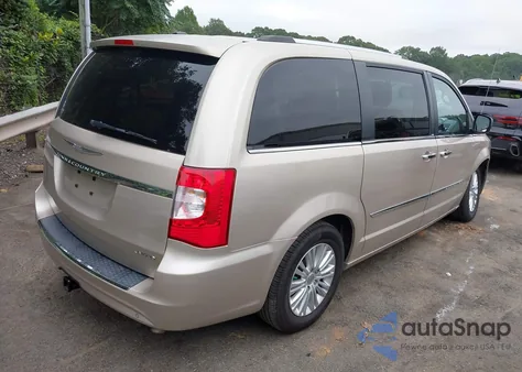 2013 Chrysler Town & Country Limited z USA, uszkodzony, nr VIN 2C4RC1GG5DR683235